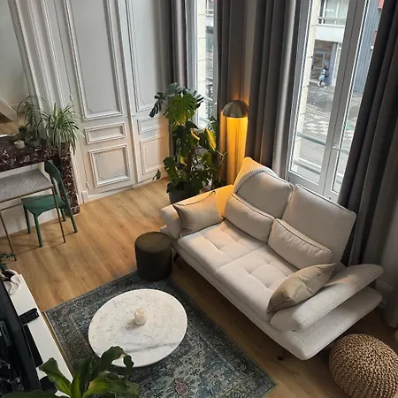 아파트 Cosy Et Lumineux - Emplacement Ideal *
